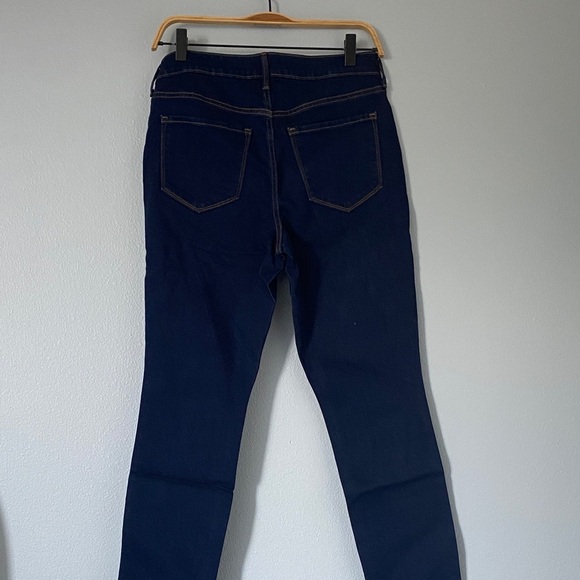 NWT Old Navy Women's Dark Indigo Skinny Jeans - Picture 9 of 9
